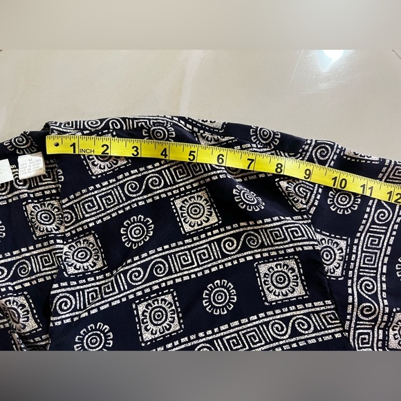 Dana Buchman 100% silk multicolored tunic top Stamped Lightweight blouse Size 12 - Picture 9 of 16